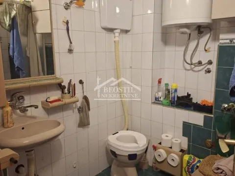 Prodaja, trosoban stan, 74m², Savski Venac, Beograd - image 10