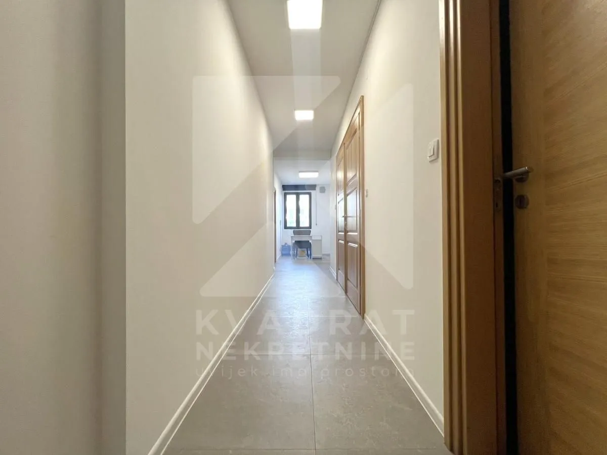 Rent, office space, 120m², Centar, Podgorica