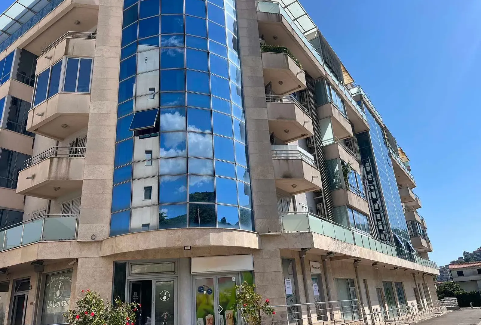 Rent, office space, 46m², Budva, Crna Gora
