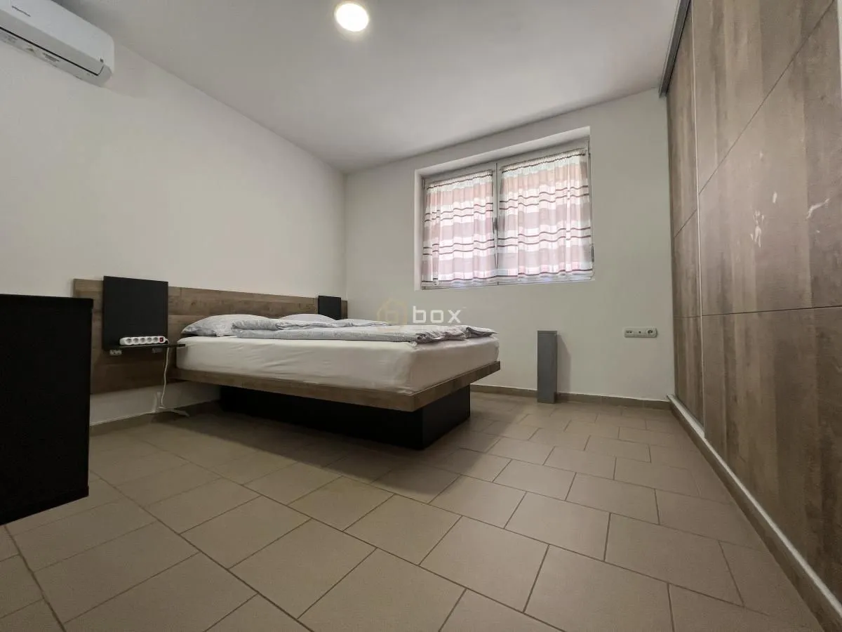 Prodaja, kuća, 174m², Medijana, Niš