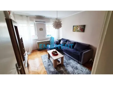 Rent, two bedroom apartment, 55m², Savski Venac, Beograd - image 3