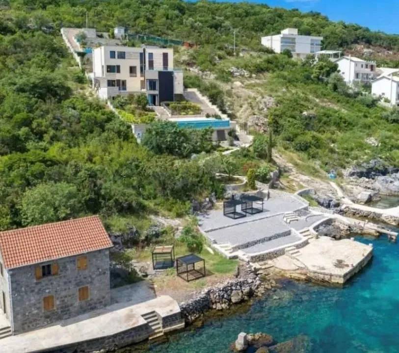 Sale, house, 517m², Krašići, Tivat