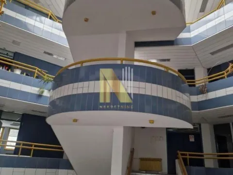 Rent, office space, 2158m², Klisa, Novi Sad Sve Podlokacije - image 2