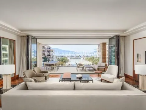Prodaja, dvosoban stan, 174m², Porto Montenegro, Tivat