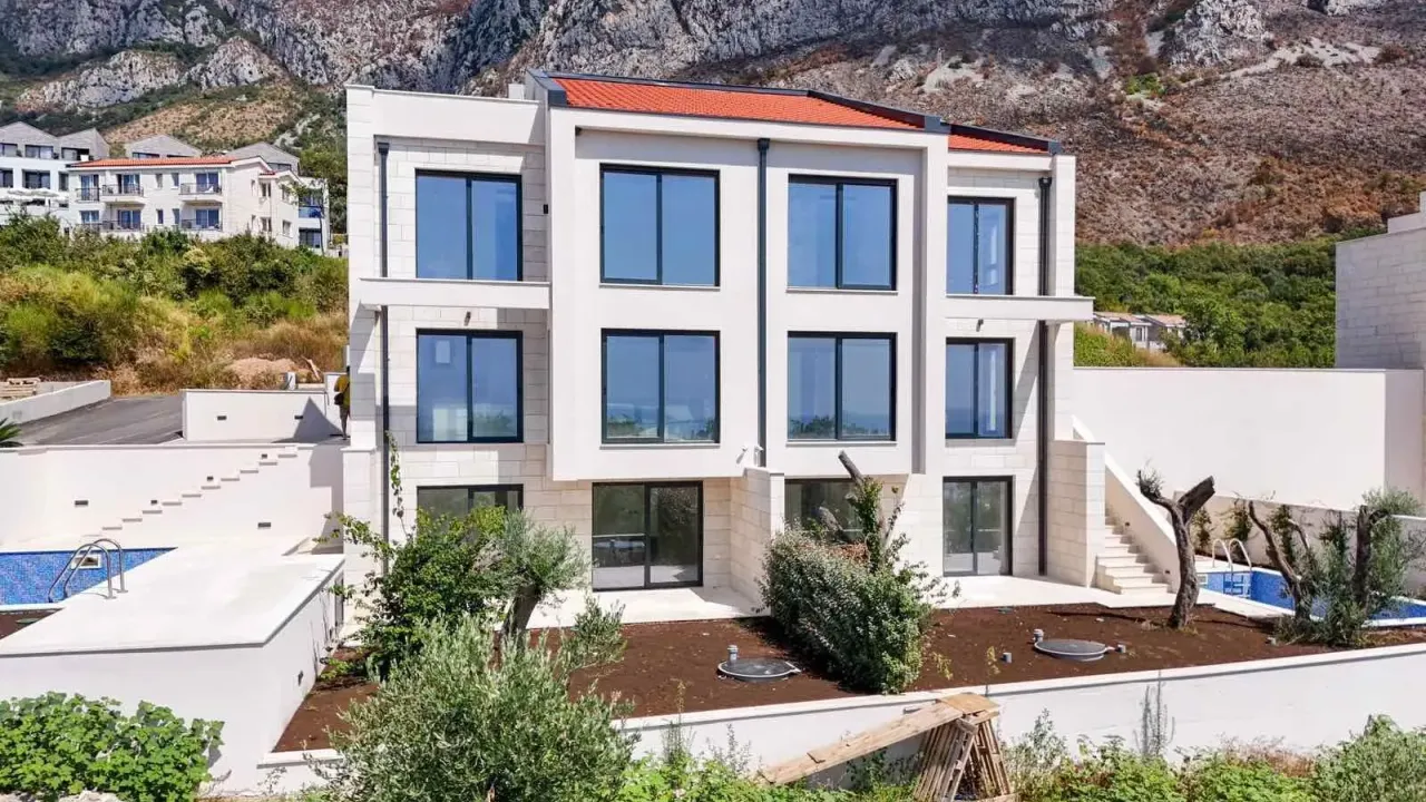 Sale, house, 140m², Reževići, Budva