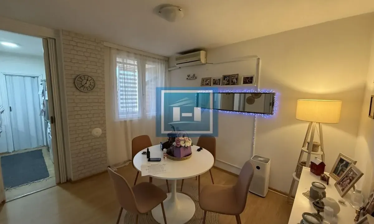 Prodaja, dvosoban stan, 59m², Tabane, Jagodina