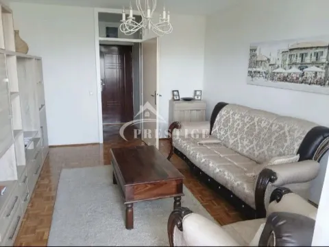 Izdavanje, dvosoban stan, 70m², Pobrežje, Podgorica - image 2