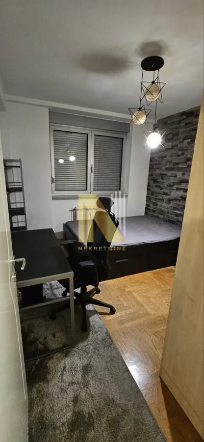 Izdavanje, četvorosoban stan, 92m², Spens, Novi Sad Sve Podlokacije