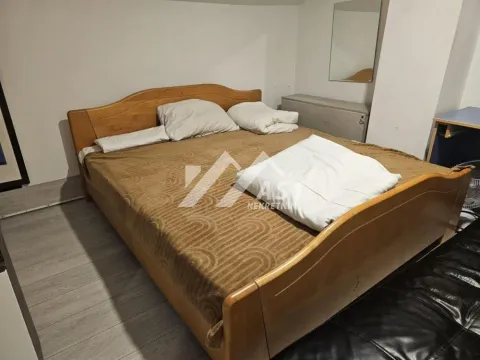 Rent, three bedroom apartment, 80m², Rotkvarija, Novi Sad Sve Podlokacije - image 4