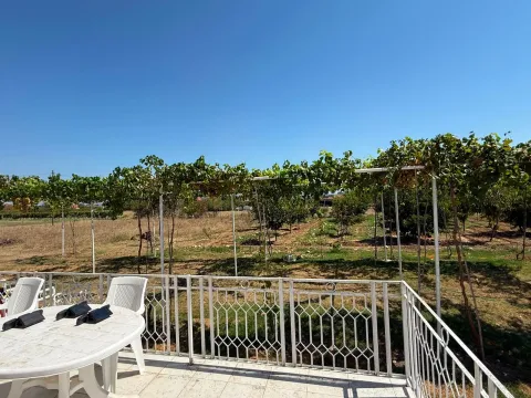Kuća in Zeta