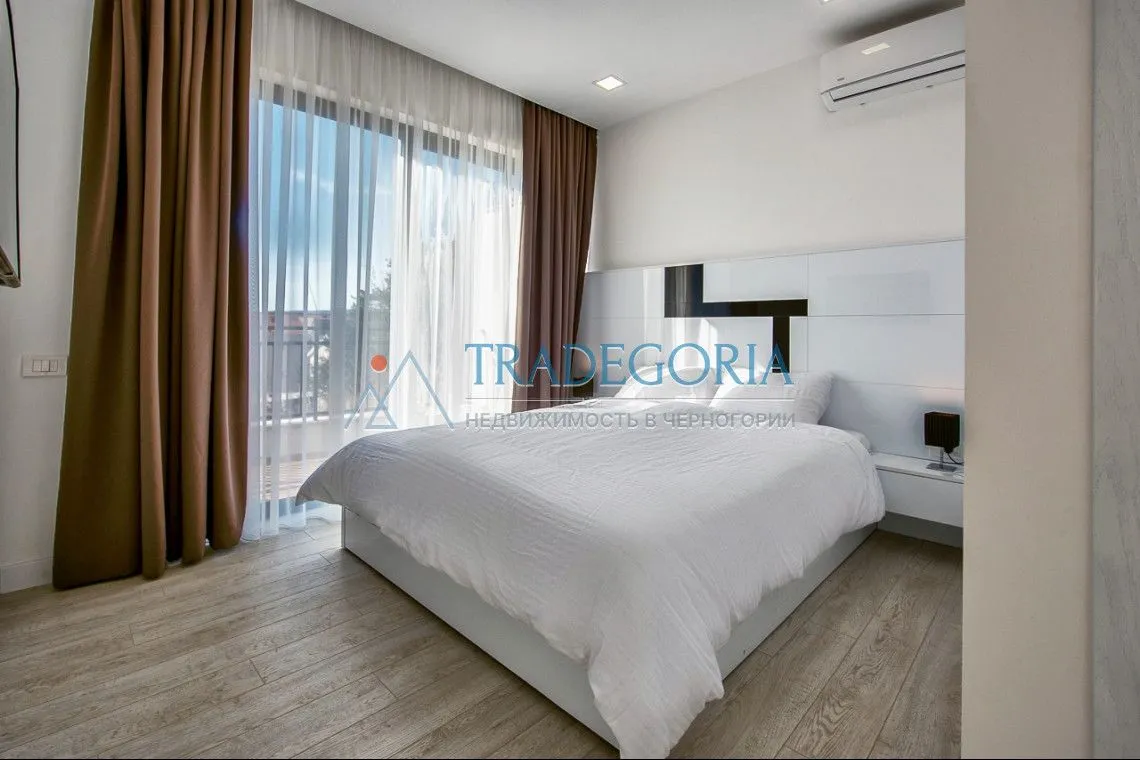 Prodaja, kuća, 180m², Tivat, Crna Gora