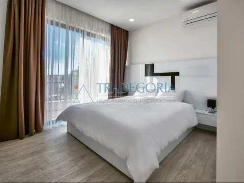 Prodaja, kuća, 180m², Tivat, Crna Gora - image 8