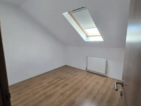 Rent, four bedroom apartment, 78m², Centar, Novi Sad - image 9