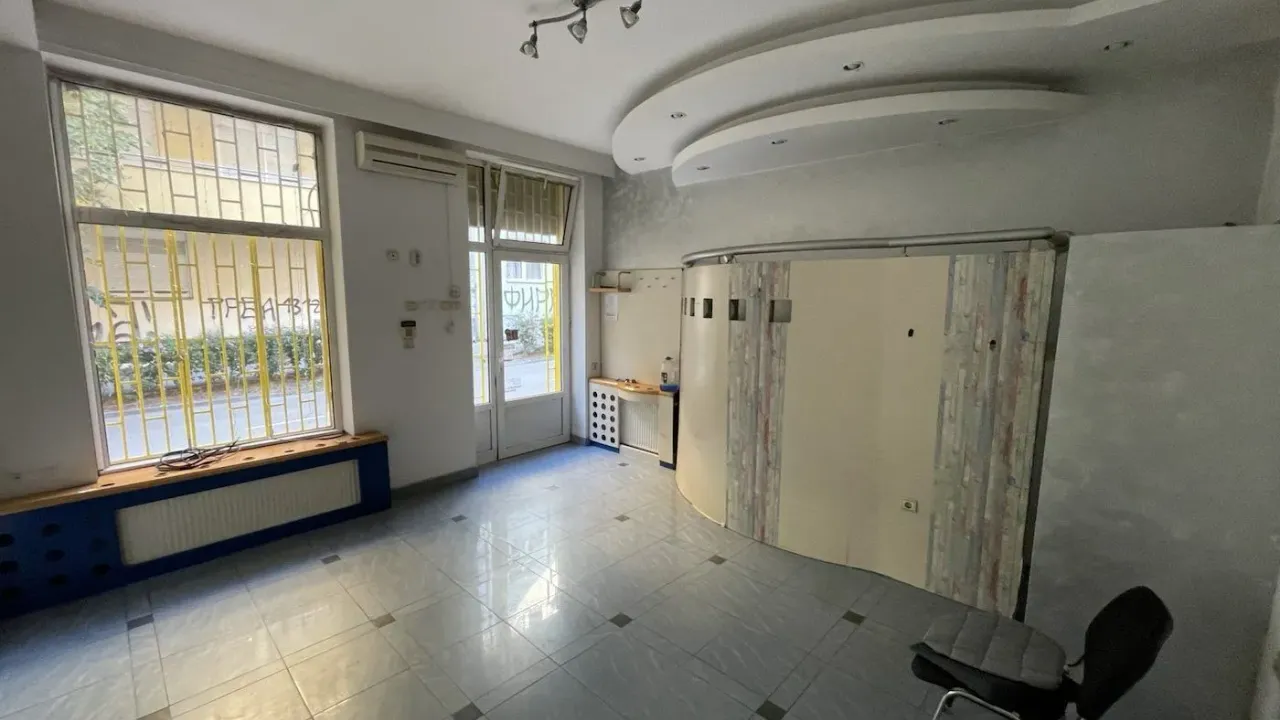 Sale, office space, 46m², Grbavica, Novi Sad Sve Podlokacije