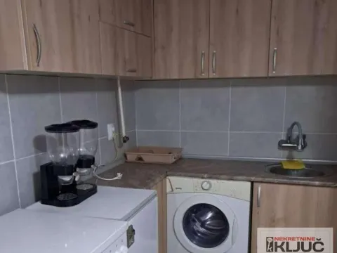 Izdavanje, jednosoban stan, 22m², Petrovaradin, Novi Sad - image 3