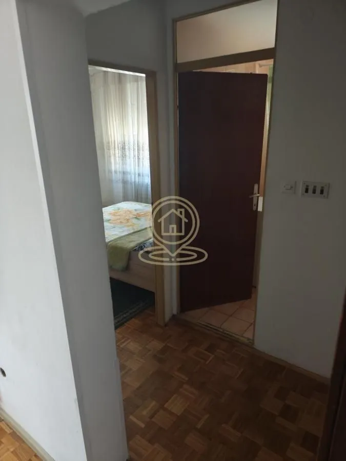 Izdavanje, dvosoban stan, 50m², Sajmište, Novi Sad