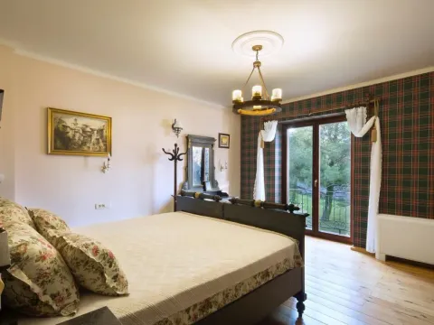 Prodaja, kuća, 690m², Prčanj, Kotor - image 17