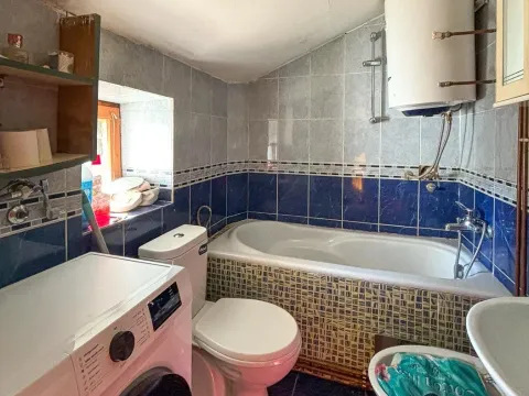 Prodaja, kuća, 230m², Nikšić, Crna Gora - image 12