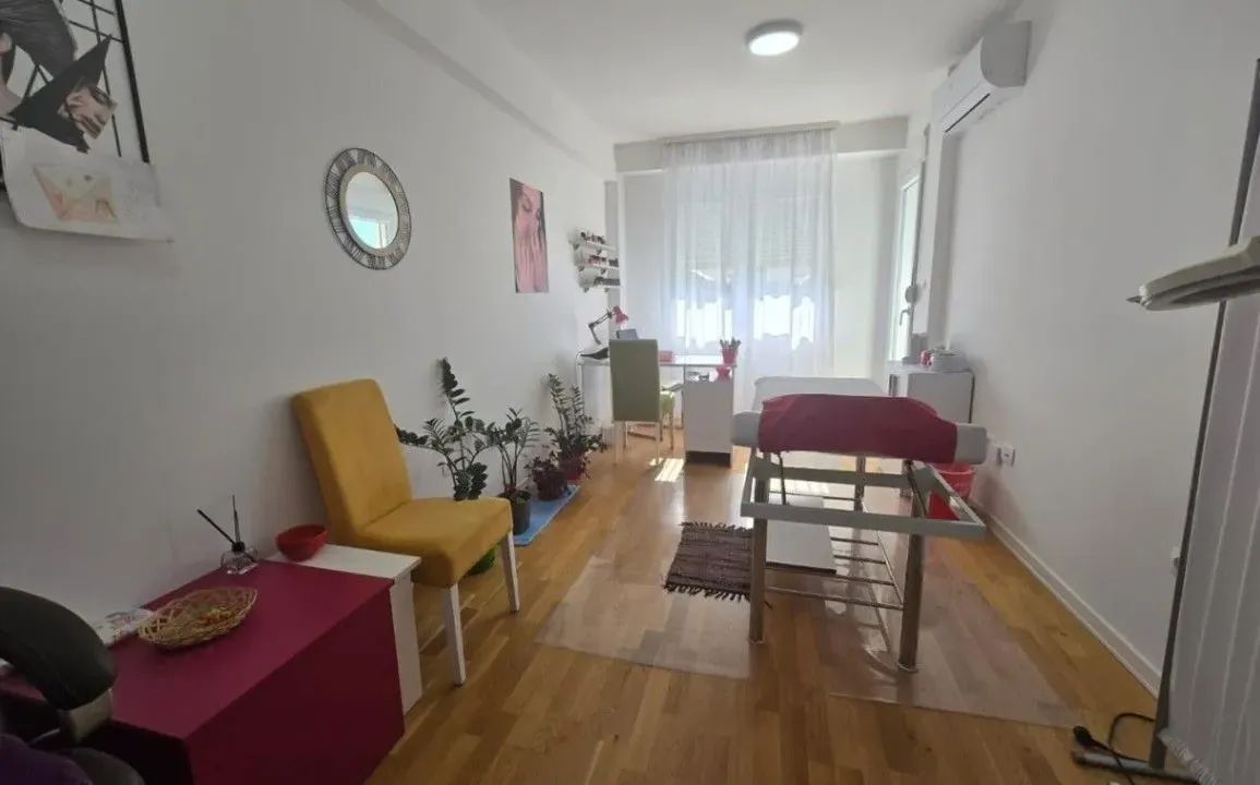 Prodaja, jednosoban stan, 38m², Ljubović, Podgorica