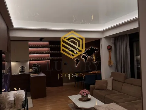 Sale, two bedroom apartment, 85m², Dobrota, Kotor - image 12