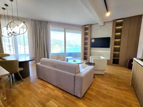 Prodaja, dvosoban stan, 118m², Bečići, Budva