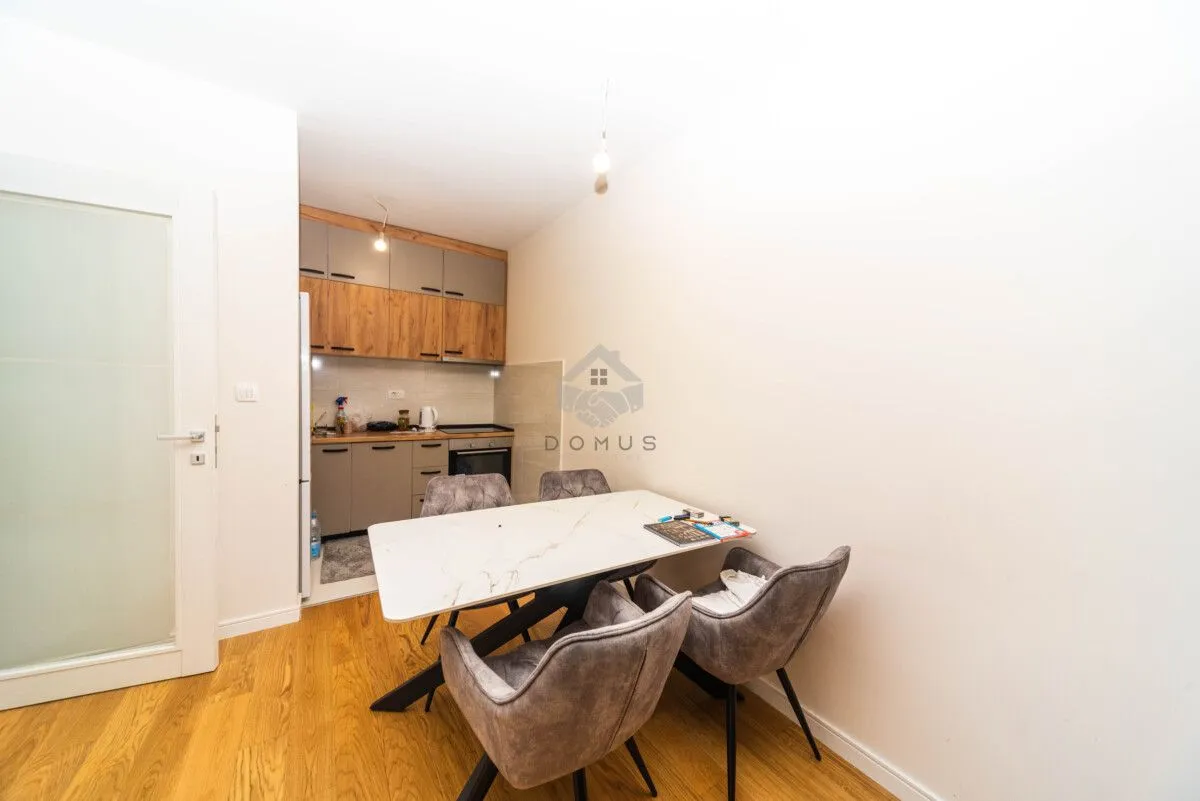 Prodaja, jednosoban stan, 47m², Central Point, Podgorica