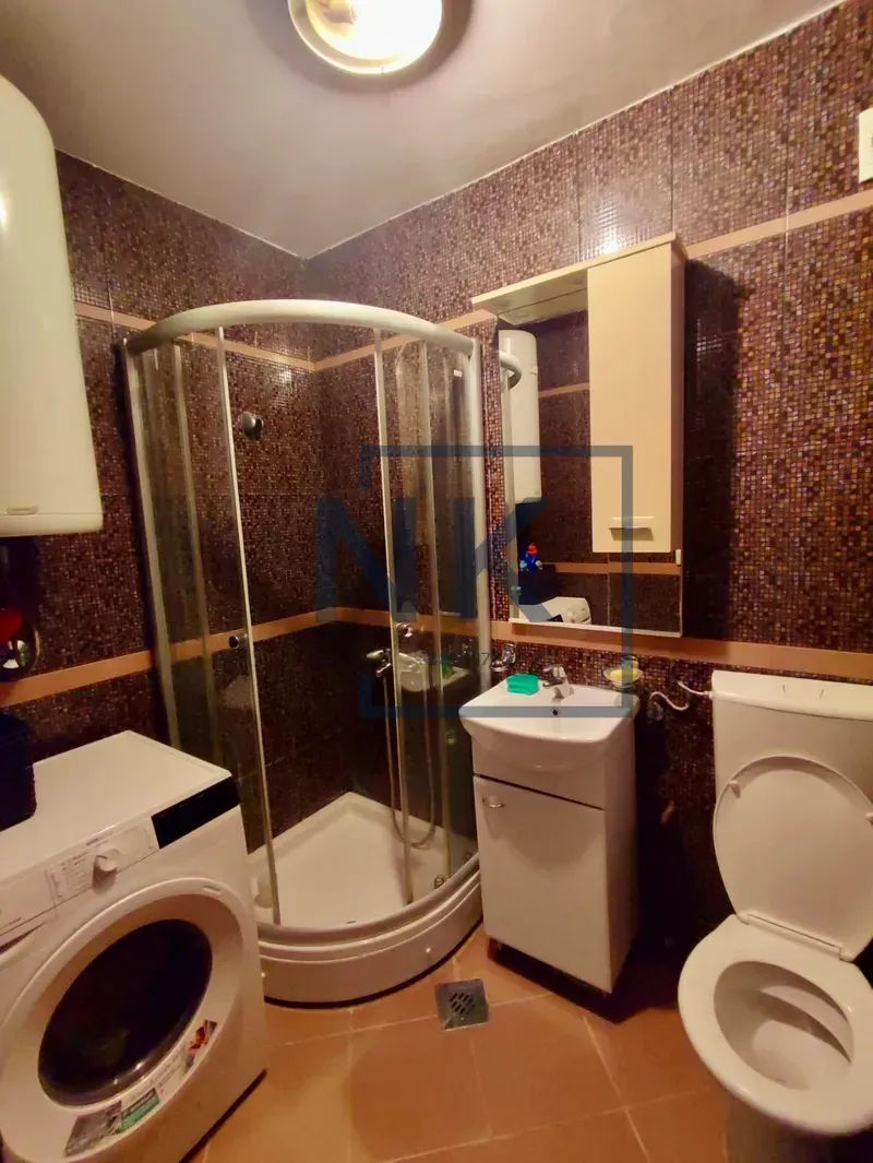 Rent, office space, 80m², Blok 5, Podgorica