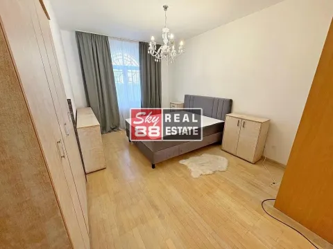 Izdavanje, četvorosoban stan, 130m², Senjak, Beograd - image 3