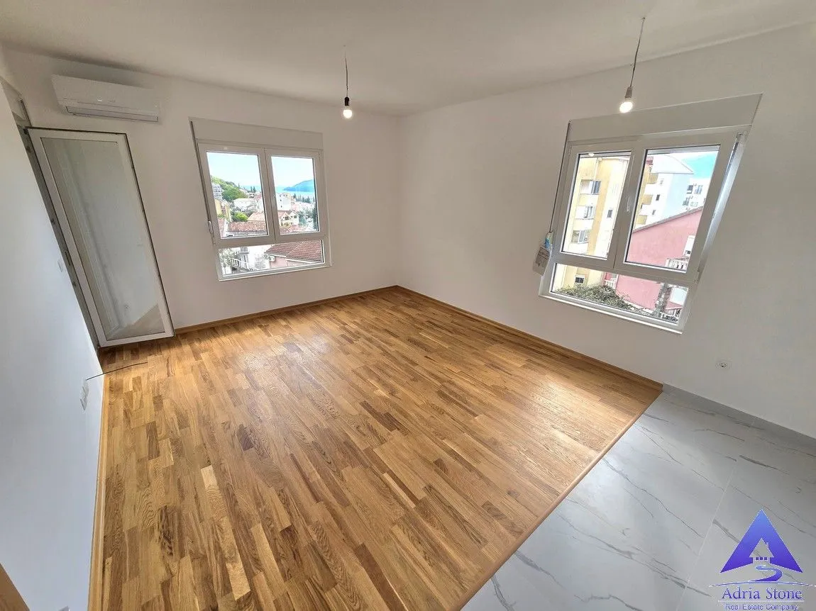 Sale, one bedroom apartment, 43m², Podkošljun, Budva