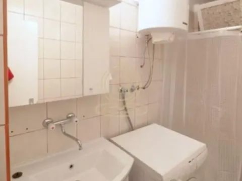 Izdavanje, jednosoban stan, 33m², Grbavica, Novi Sad Sve Podlokacije - image 7