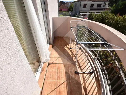 Rent, four bedroom apartment, 160m², Tološi, Podgorica - image 27