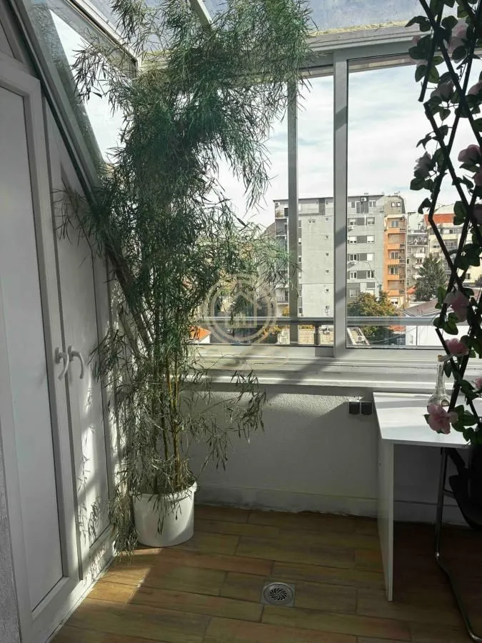 Prodaja, stan, 116m², Đeram Pijaca, Beograd