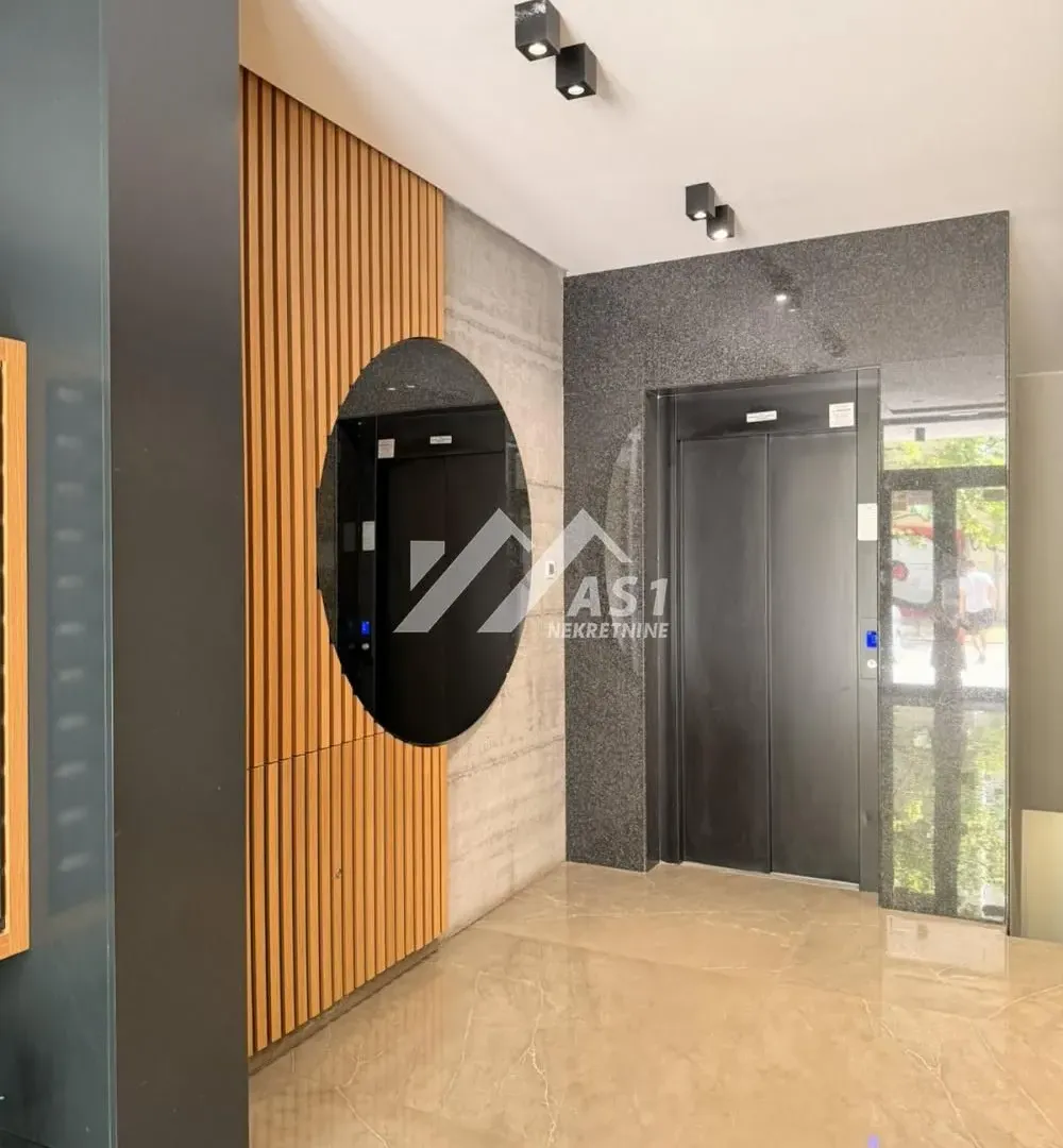 Izdavanje, dvosoban stan, 41m², Rotkvarija, Novi Sad Sve Podlokacije