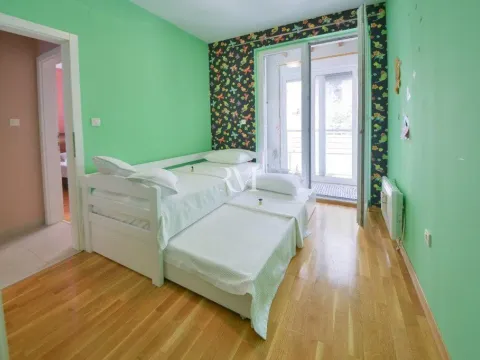 Sale, two bedroom apartment, 86m², Dobrota, Kotor - image 6