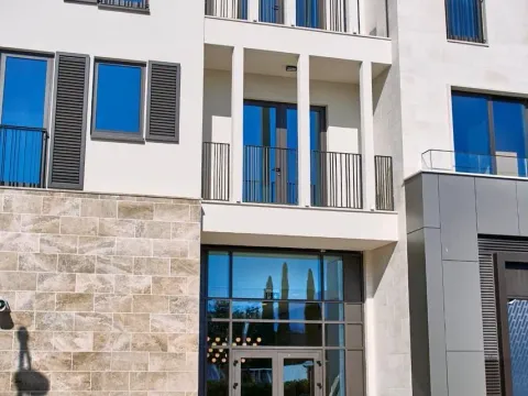 Prodaja, dvosoban stan, 102m², Boka Place, Tivat - image 3