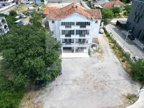 Izdavanje, poslovni prostor, 300m², Gornja Gorica, Podgorica - image 2
