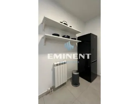 Izdavanje, stan, 54m², Savski Venac, Beograd - image 6