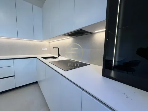 Sale, four bedroom apartment, 114m², Centar, Novi Sad - image 10