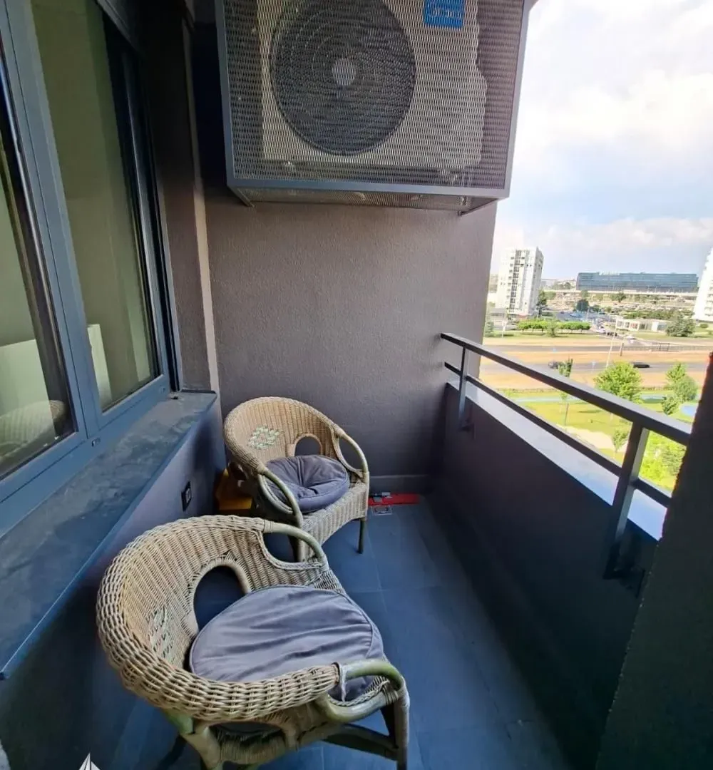 Prodaja, dvosoban stan, 40m², Novi Beograd Sve Podlokacije, Beograd