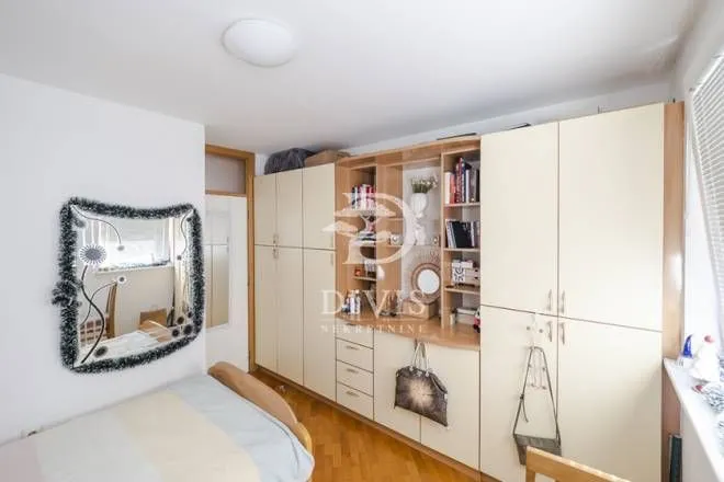 Prodaja, trosoban stan, 92m², Novi Beograd Blok 22, Novi Beograd Sve Podlokacije