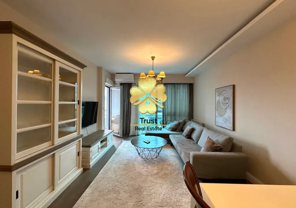 Izdavanje, dvosoban stan, 75m², Preko Morače, Podgorica