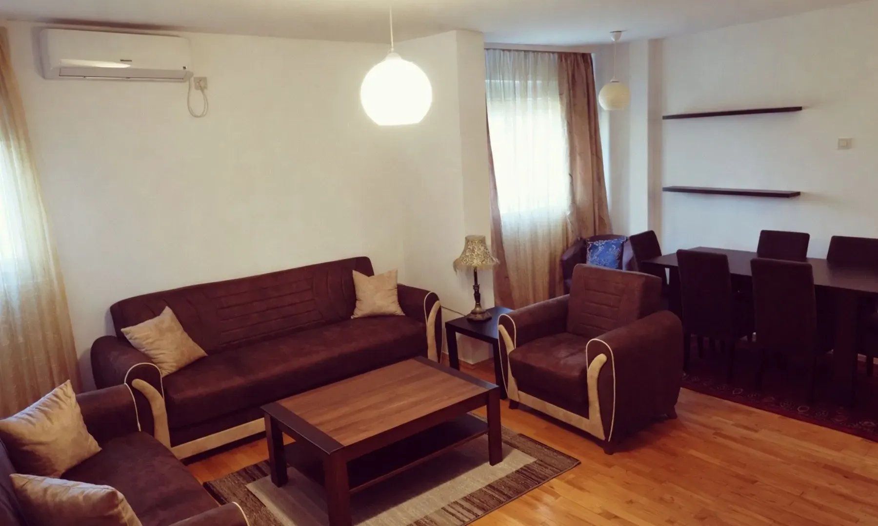 Izdavanje, jednosoban stan, 59m², Blok 5, Podgorica