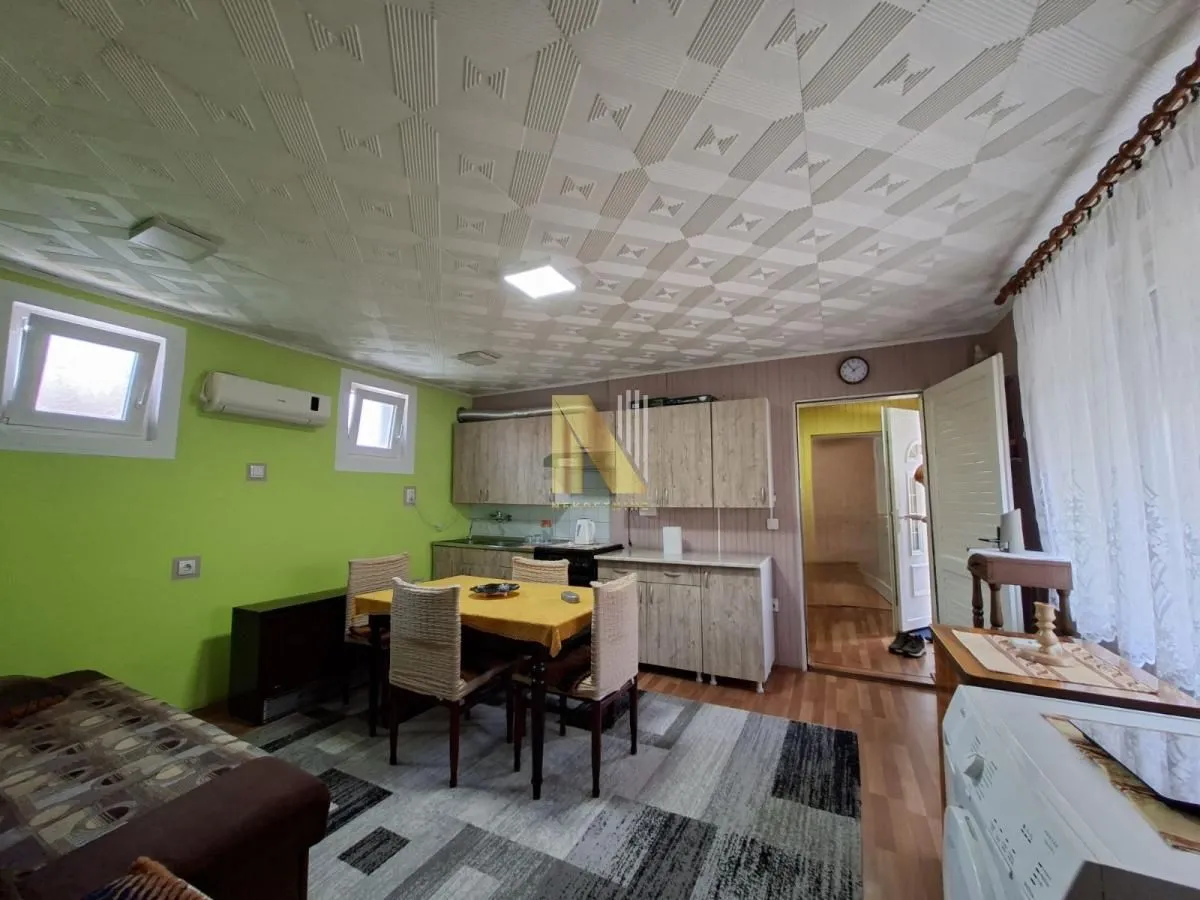 Prodaja, kuća, 192m², Novi Bečej, Zrenjanin