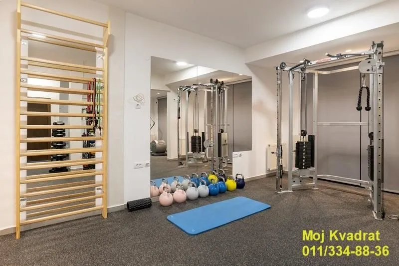 Sale, office space, 900m², Zlatibor, Srbija