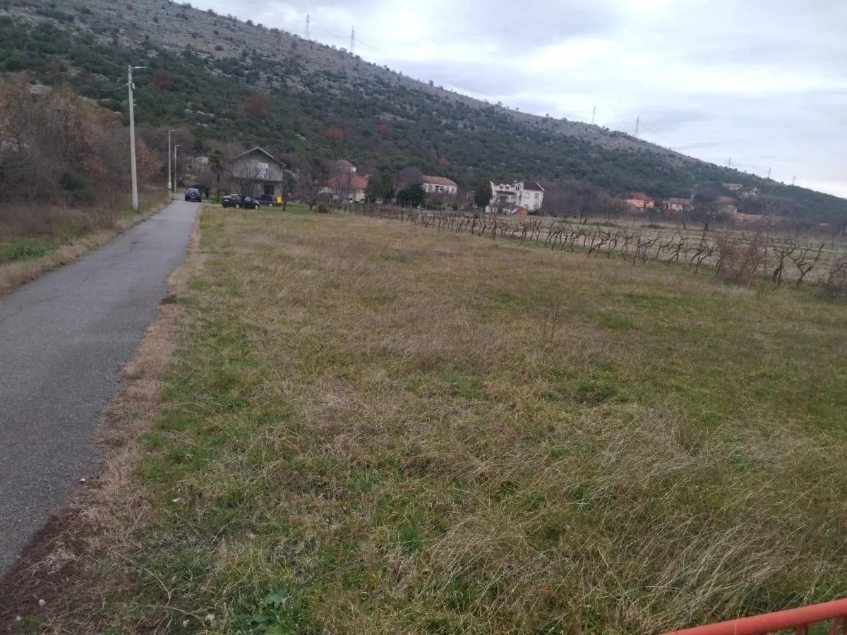 Prodaja, plac, 942m², Tološi, Podgorica