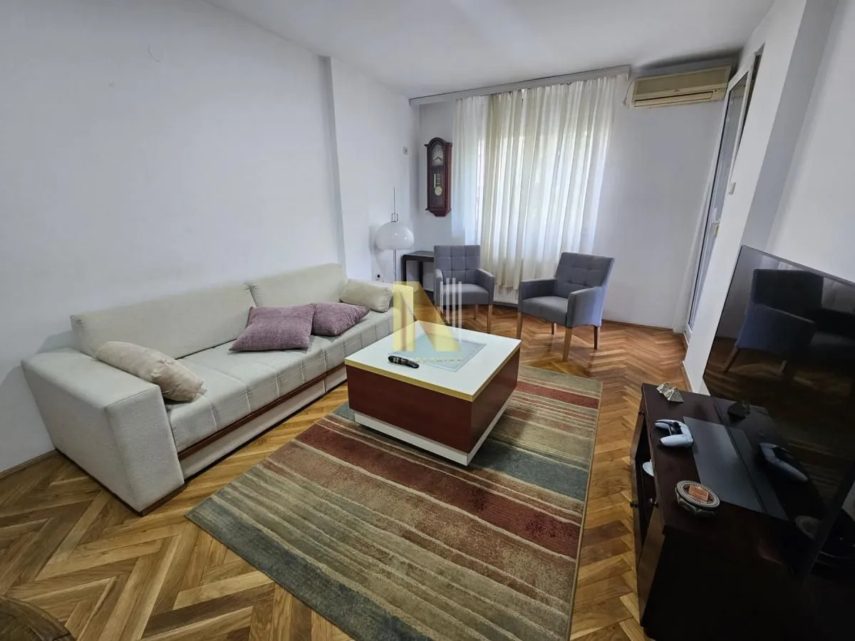 Izdavanje, trosoban stan, 69m², Grbavica, Novi Sad Sve Podlokacije