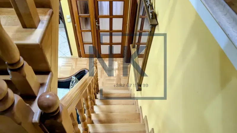 Prodaja, kuća, 240m², Zagorič, Podgorica