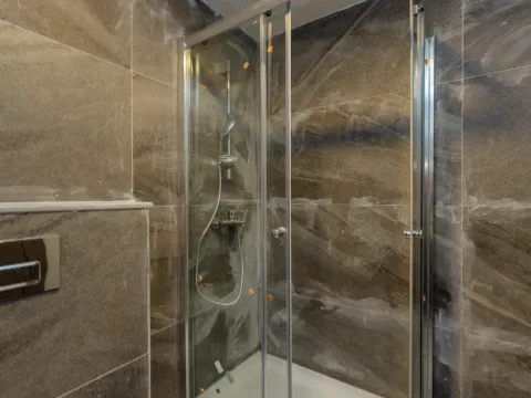 Prodaja, trosoban stan, 120m², Topla, Herceg Novi - image 11