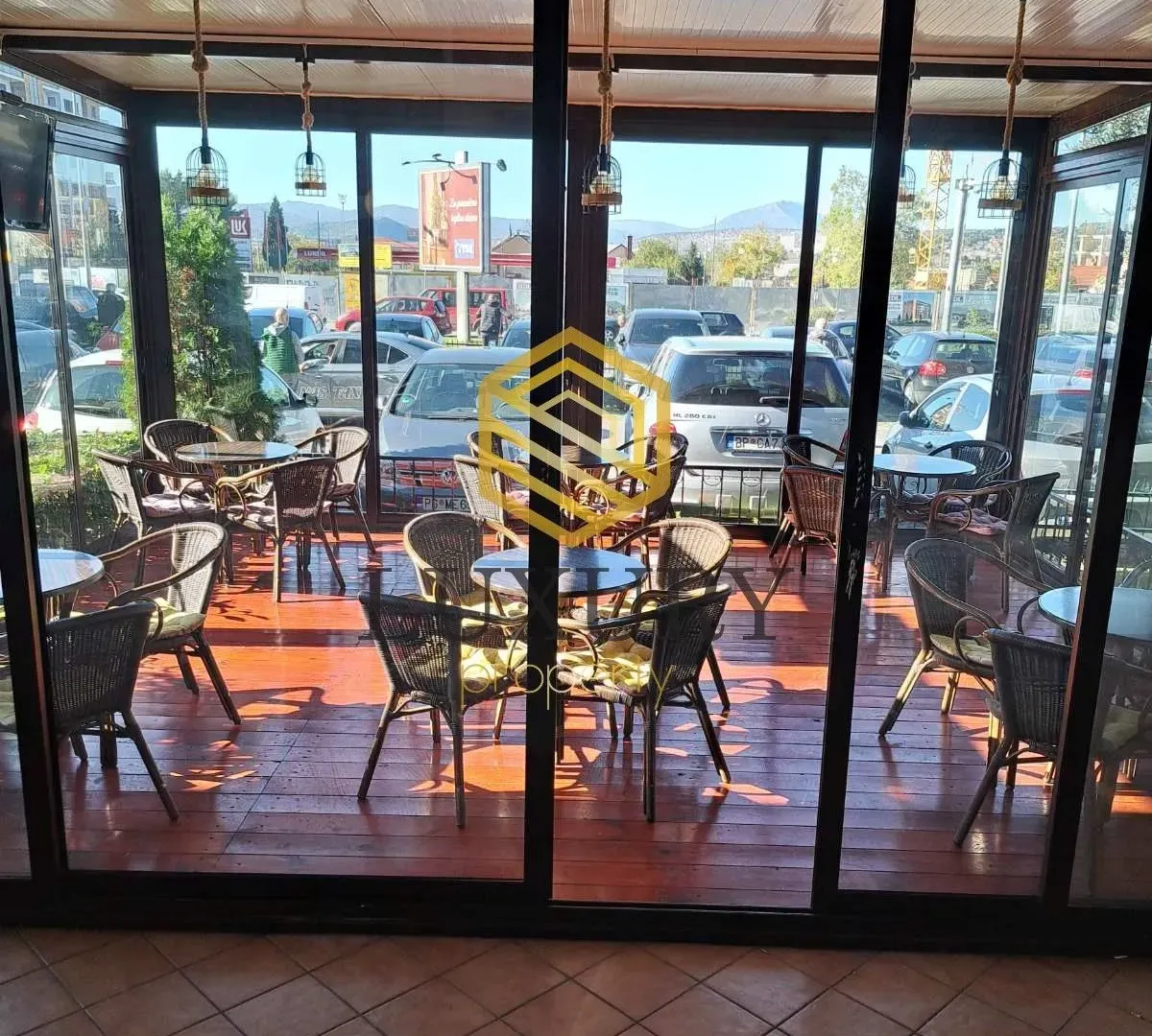 Rent, office space, 130m², Stari Aerodrom, Podgorica