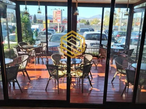 Rent, office space, 130m², Stari Aerodrom, Podgorica - image 10